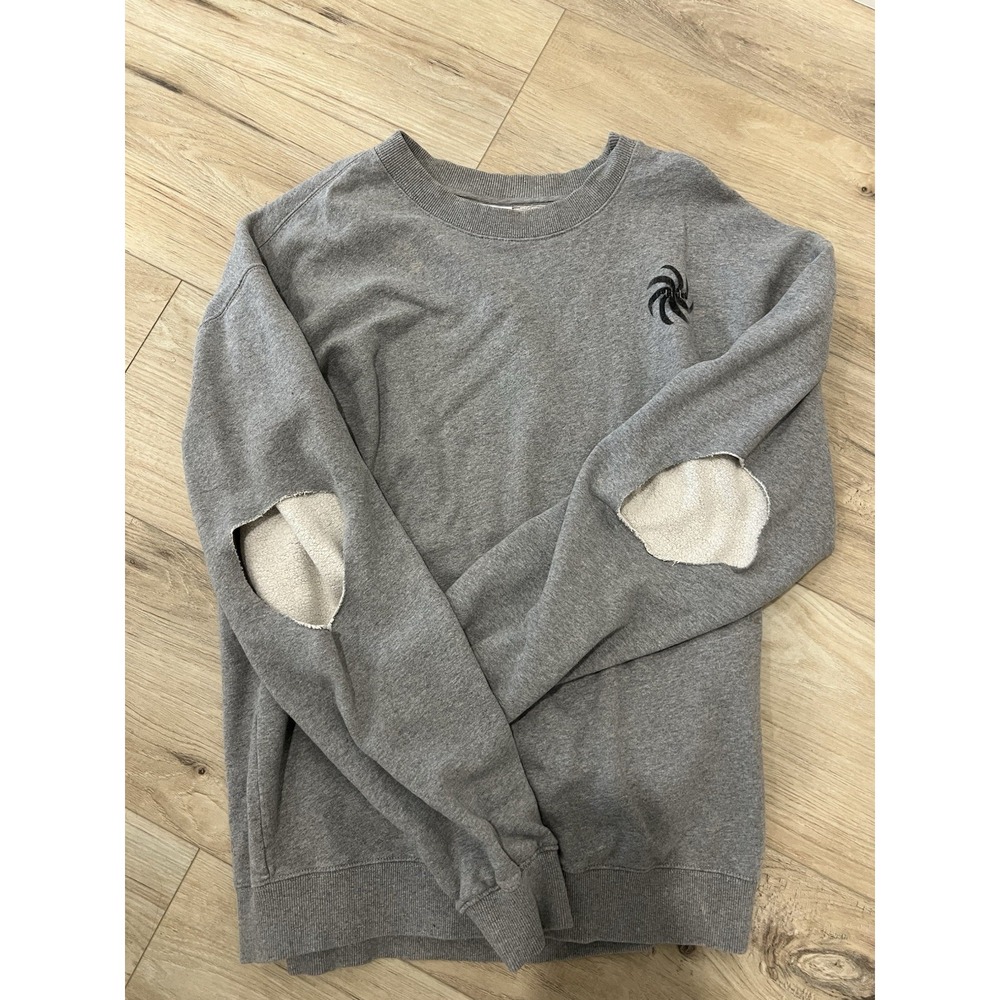 VETEMENTS SS19 2019 Cut-Out Elbow Sweatshirt Gray Size L